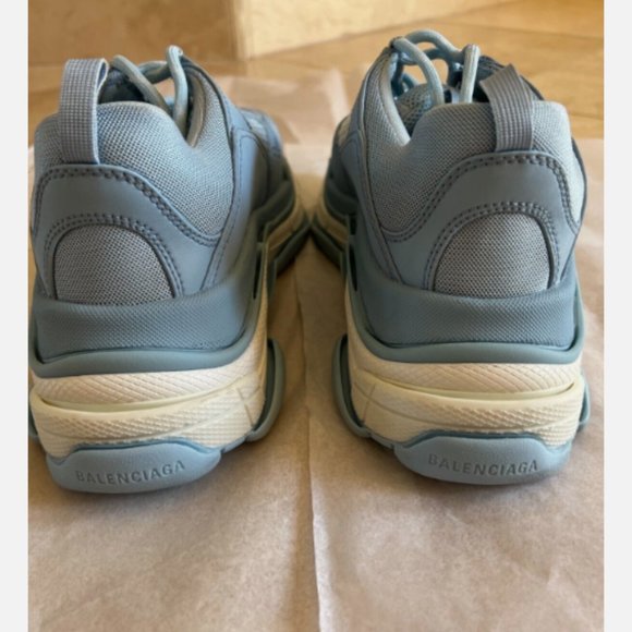 BALENCIAGA TRIPLE S RUNNERS LIGHT BLUE SS22 MENS SNEAKERS sz 8US/ 41 EU - Picture 9 of 12